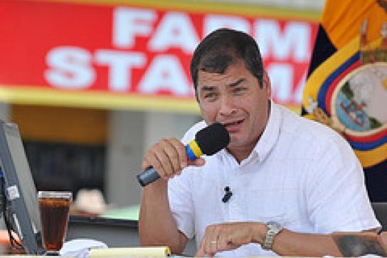 Präsident Rafael Correa bei seiner Radiosendung "Enlace Ciudadano"