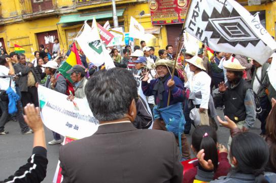 Die Spitze des Protestmarsches der Indigenen
