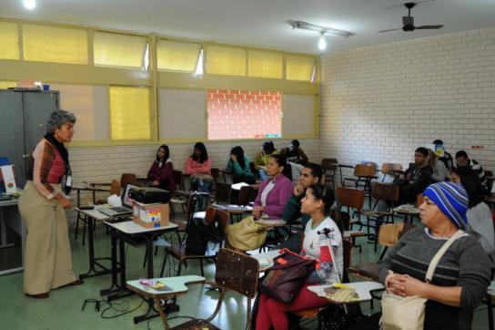 Bildungsprogramm für Jugendliche und Erwachsene in Brasilien