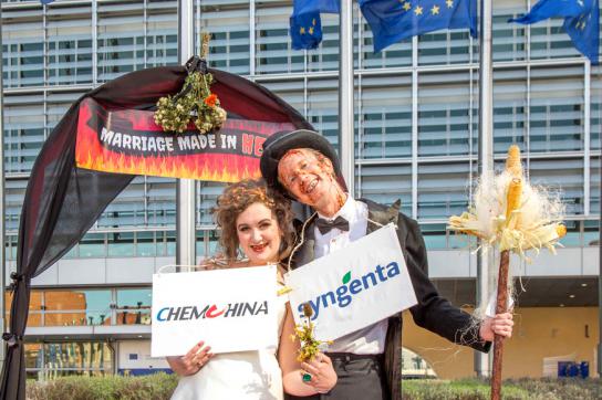 Protest in Brüssel gegen die Fusion von Syngenta und ChemChina