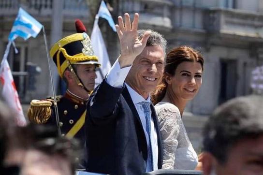 Meldet sich mit einiger Polemik in Argentinien zurück: Ex-Präsident Mauricio Macri, hier mit seiner Ehefrau während seiner Präsidentschaft